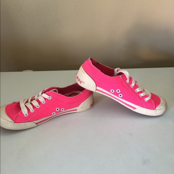 pink rocket dog shoes